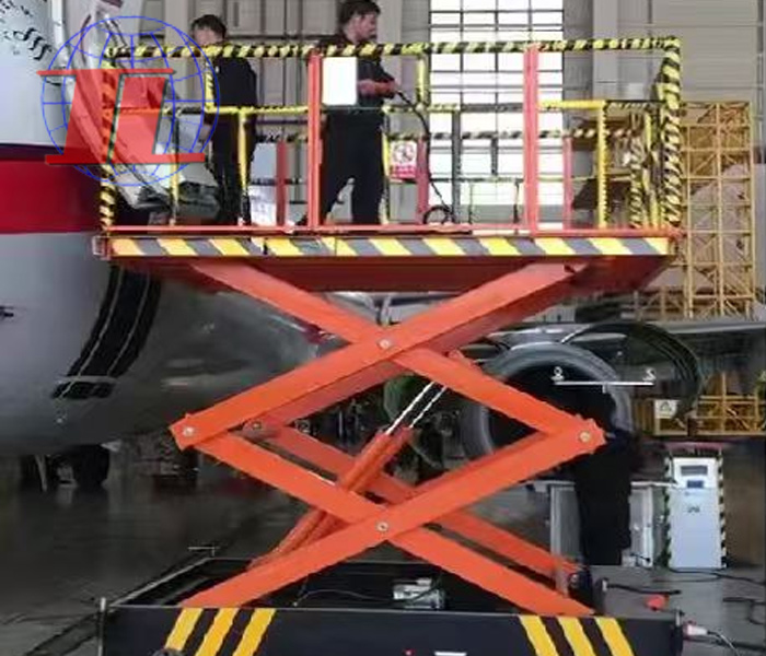 日照大型机场升降车