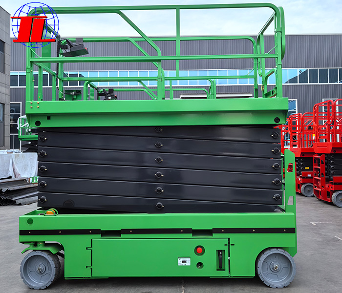 日照自行走升降机