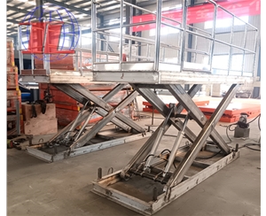 日照不锈钢升降机